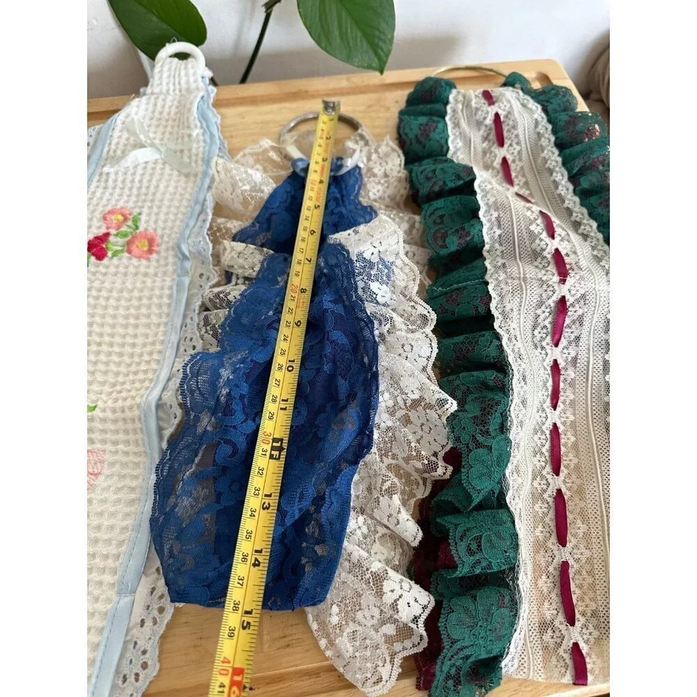 3 Piece vintage Fabric Kitchen towels